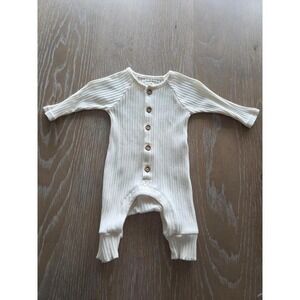 Grayson collective‎ baby romper 0-3 mos